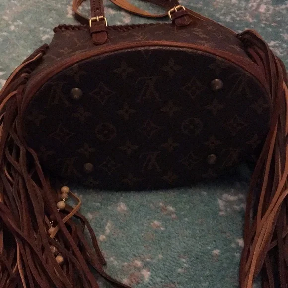 Authentic Louis Vuitton handbag - Picture 5 of 8